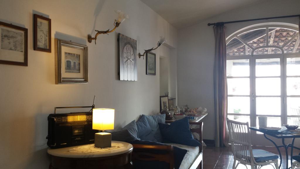 Il Vecchio E Il Mare Bed and Breakfast Gaeta Exteriör bild